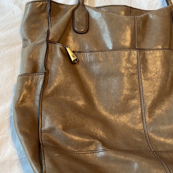 Women’s Hobo Leather Satchel- Light Beige. - Picture 3 of 6